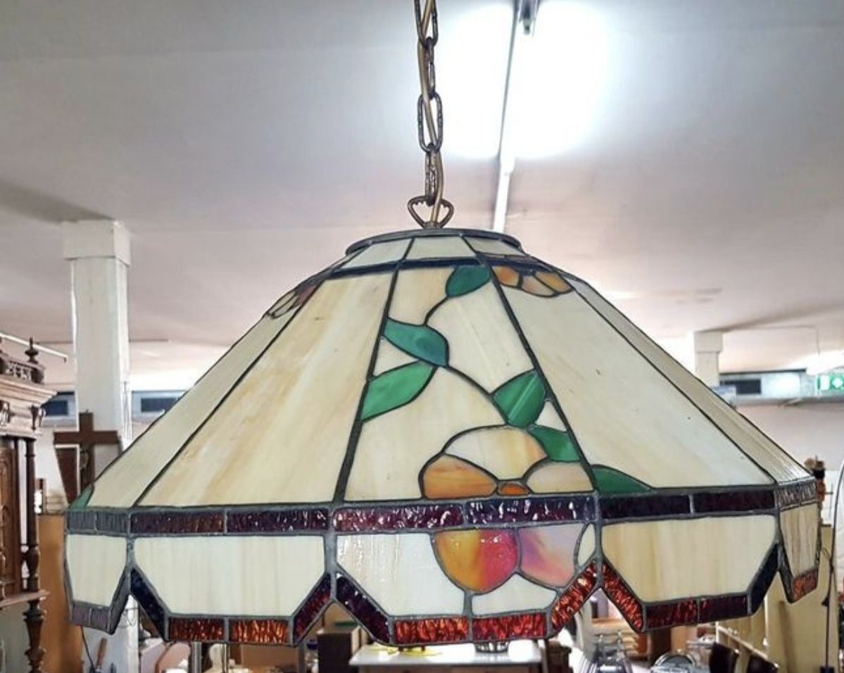 Lampa tavan Tiffany 3 becuri