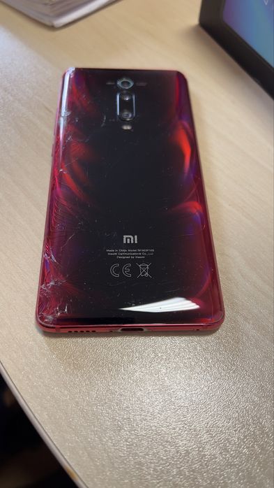 Смартфон Xiaomi Mi 9T