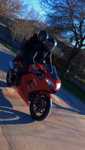 Vând motocicleta triumph an 2004