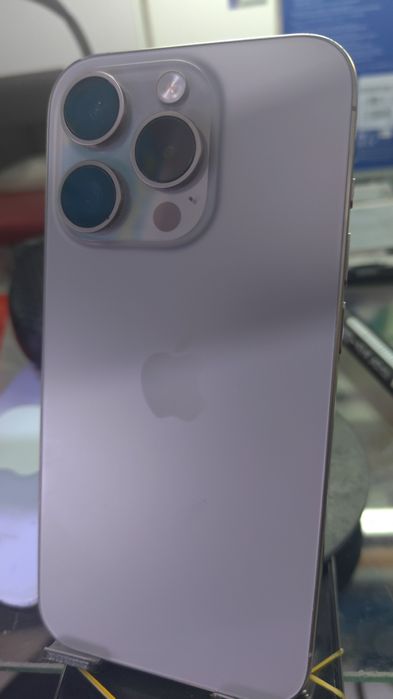 Продам iPhone 15 PRO 256gb