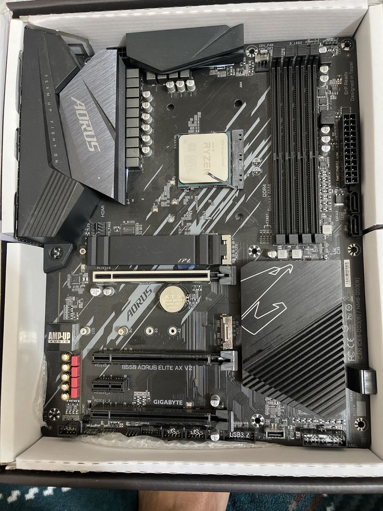 B550 Aorus Elite Ax V2 (AM4)