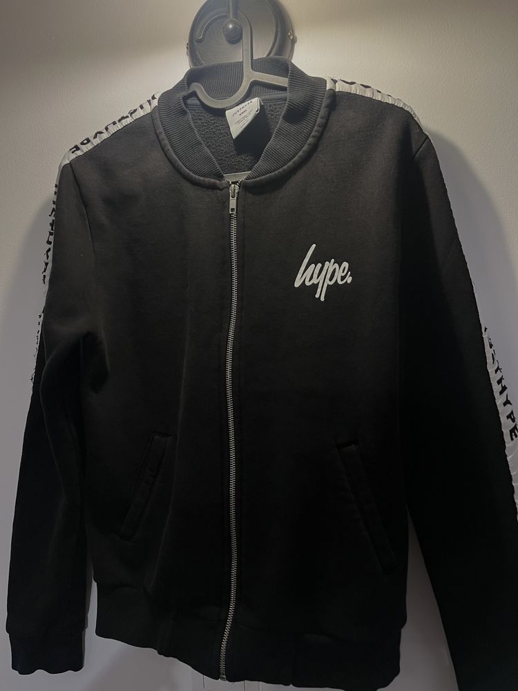 Just hype суичър