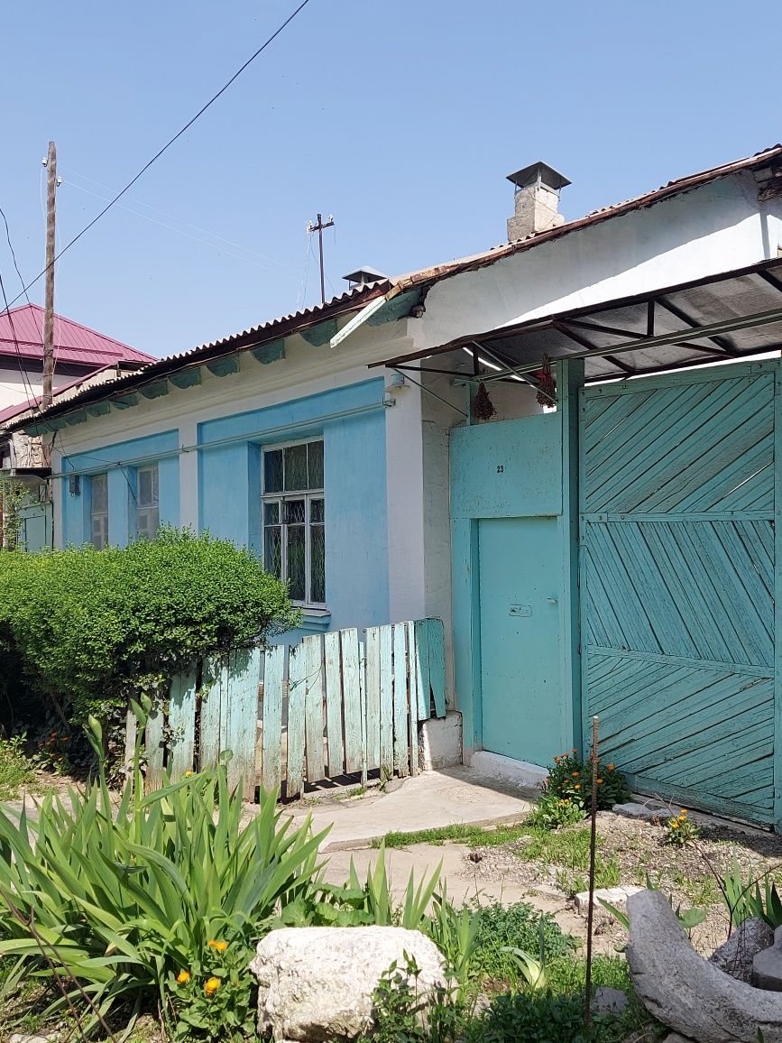 Продаётся дом в Ташкенте