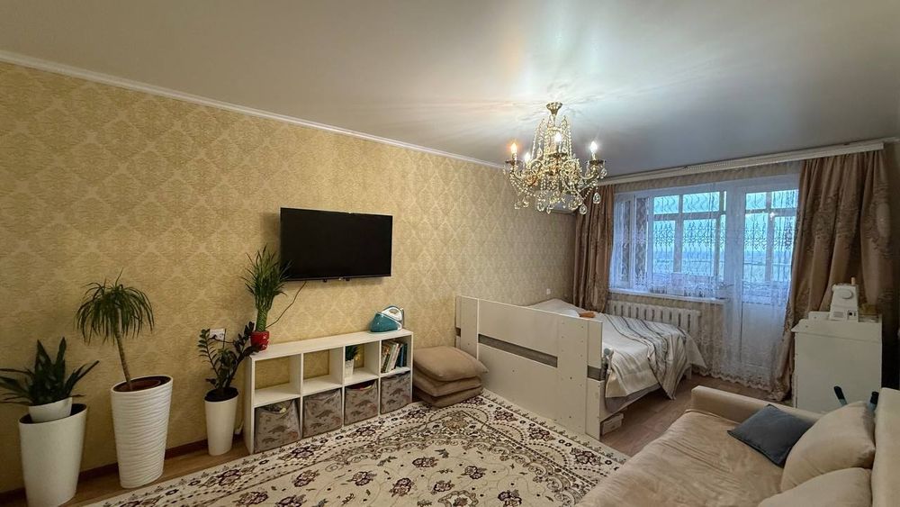 Продаётся 2х комнатная ул. Ердена 191 на 4 этажа не угловая