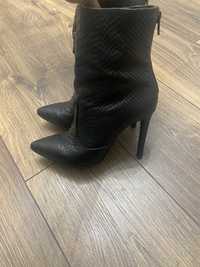 Botine negre 5th element