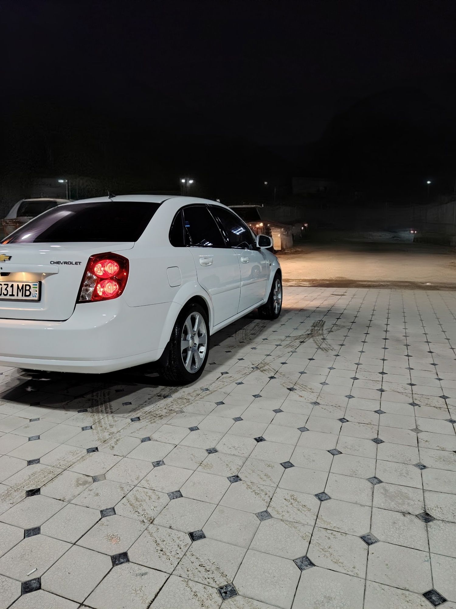 Lasetti 1.6 aftamat arenda
