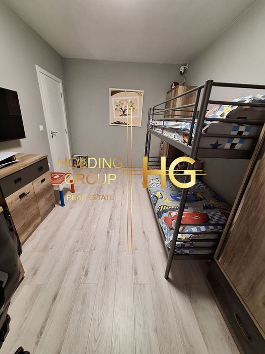 Продава се Тристаен апартамент в Варна, Възраждане 1 - 109 кв.м за 2065 €/кв.м - Снимка #5