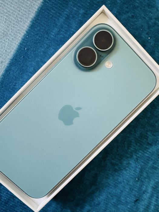 Продается iPhone 16