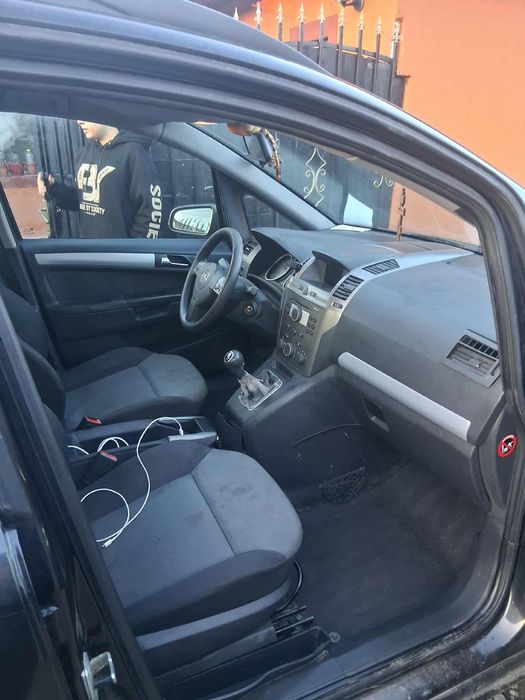 Opel zafira 1,8 benzina