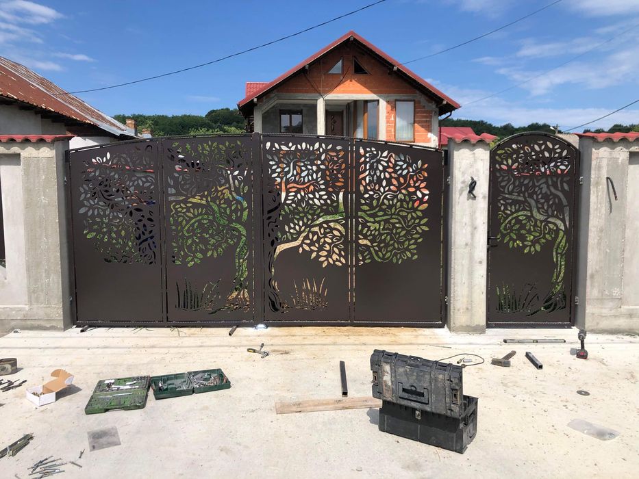 Porti și garduri tabla decupată traforate