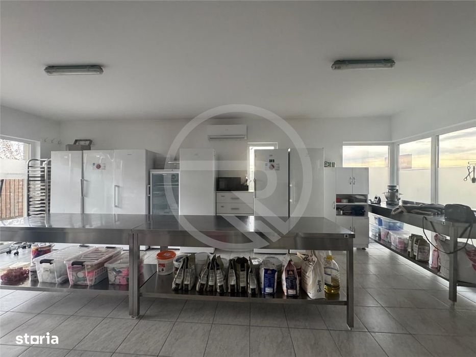 Spațiu Comercial cu Afacere la Cheie + Laborator de Prăjitur