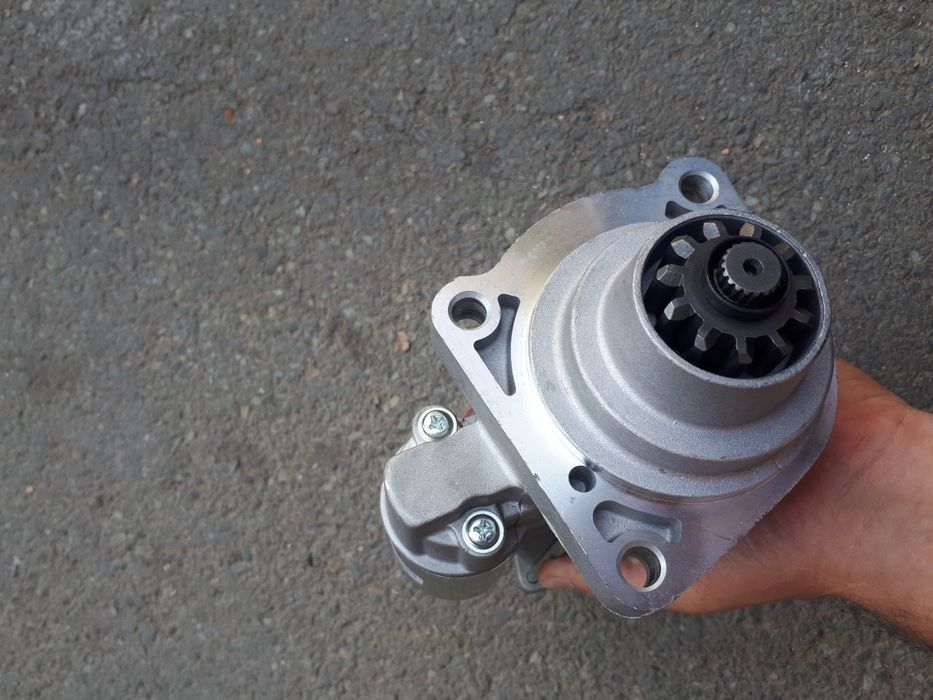 Electromotor nou BOBCAT S250 S185 S175
