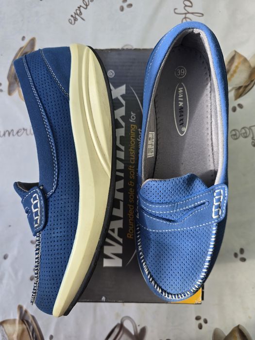 Сини обувки wallmaxx