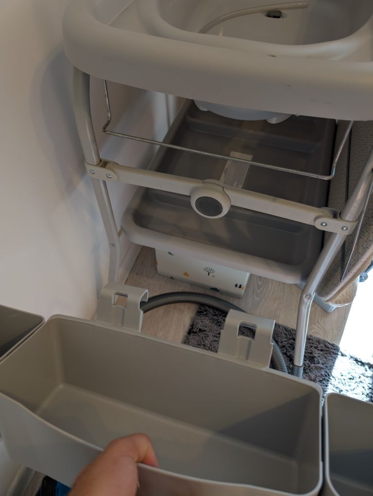 Masuta de infasat 2 in 1 si Cadita Chicco