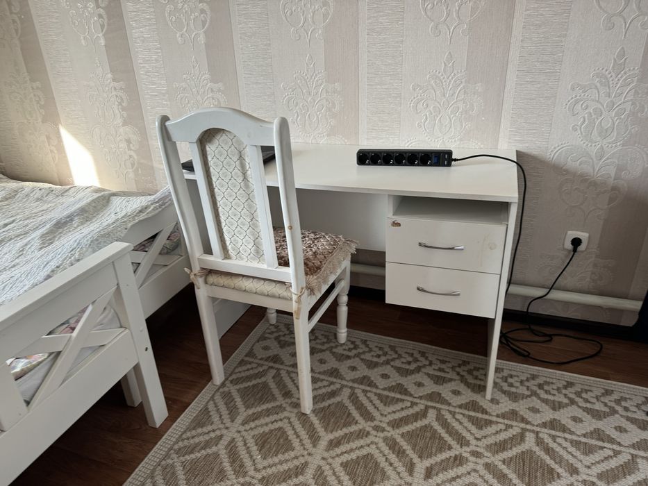 Стол продам в отличном состоянии