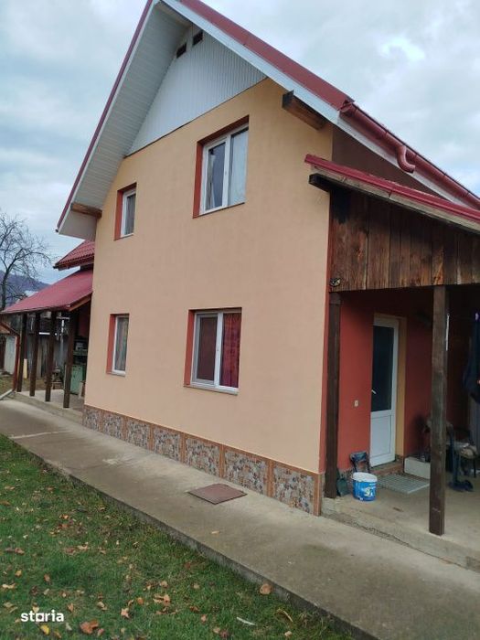 Casa şi teren Piatra Neamt, ieşirea spre Dumbrava Roşie