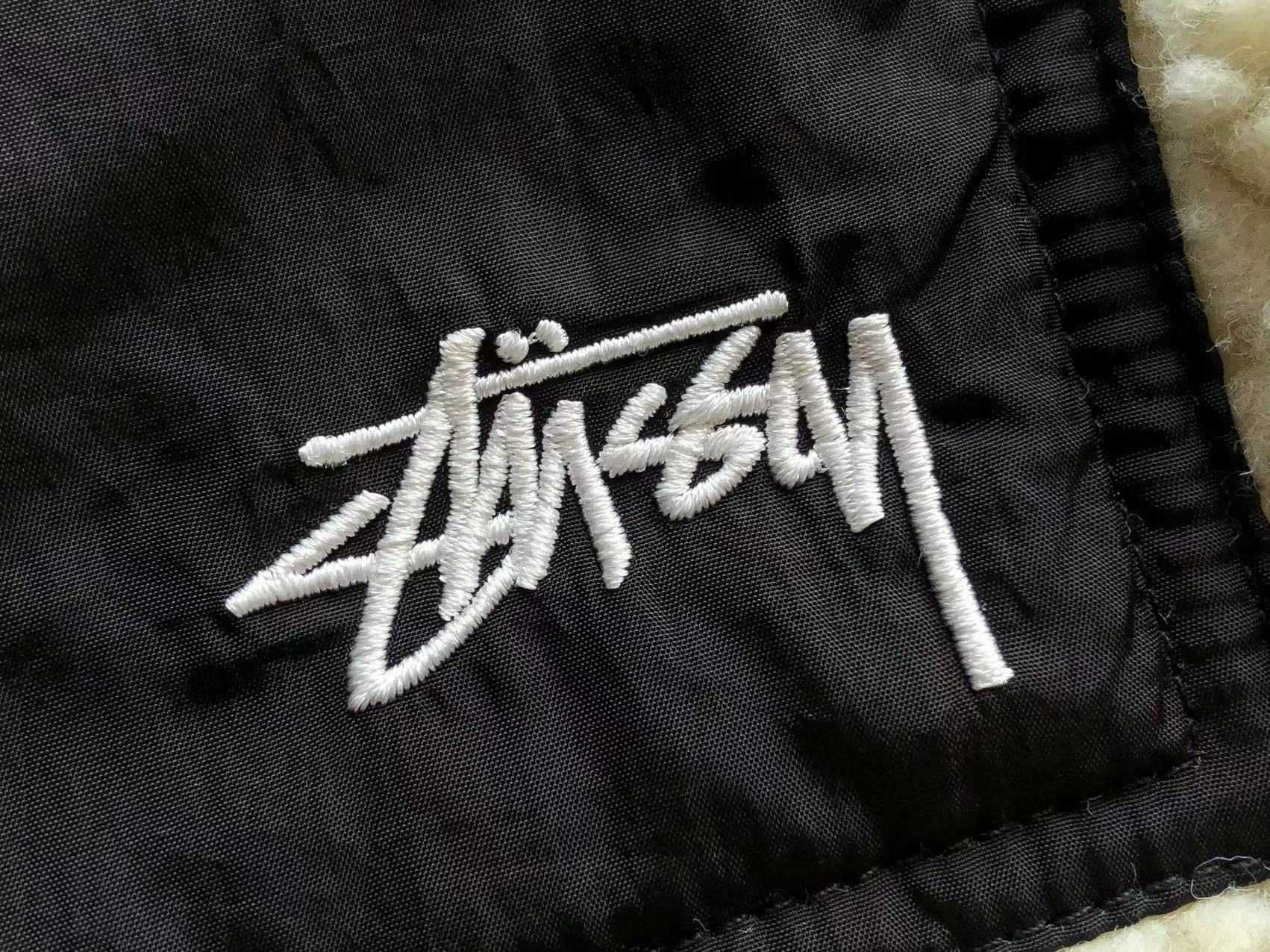 яке Stussy 8 ball Sherpa Reversible Jacket