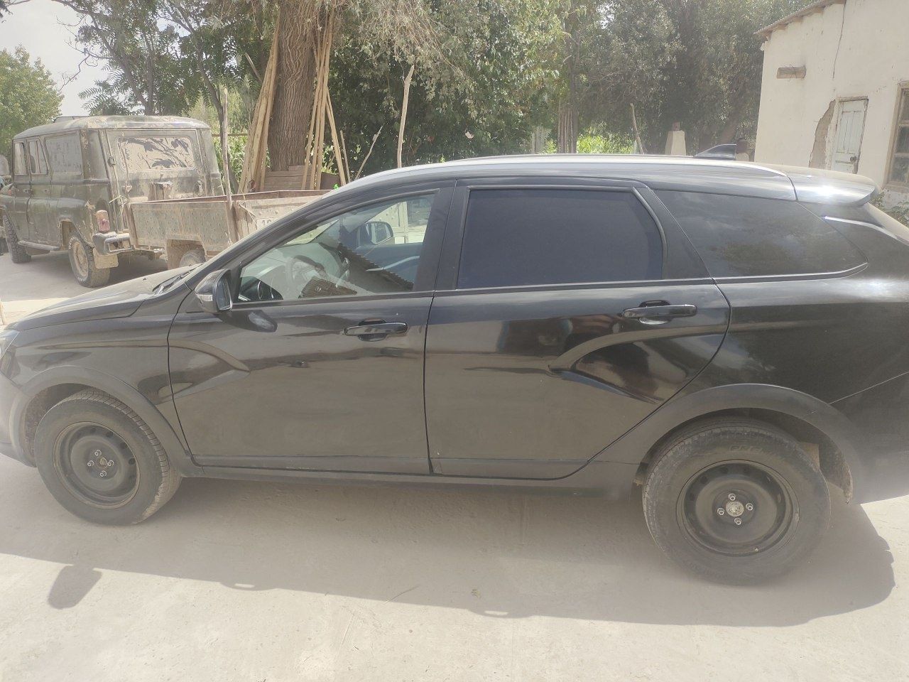 Lada Vesta sotiladi