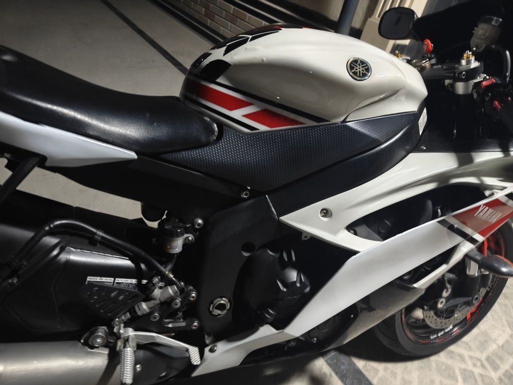 Yamaha r6 sotiladi