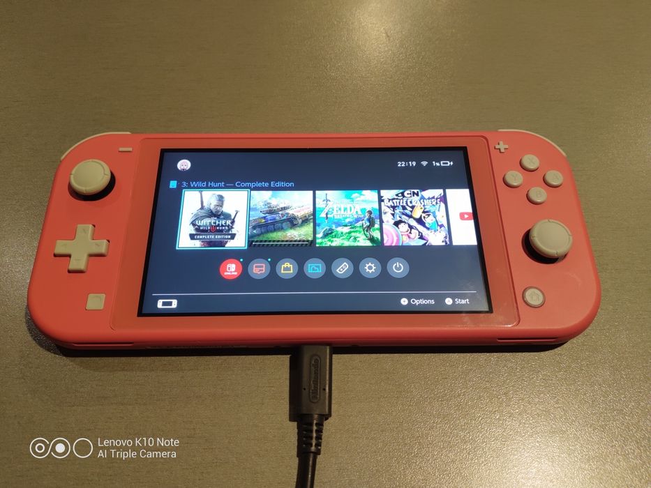 Nintendo Switch Lite Нинтендо конзола