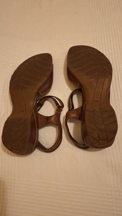 Vind sandale ECCO marimea 40