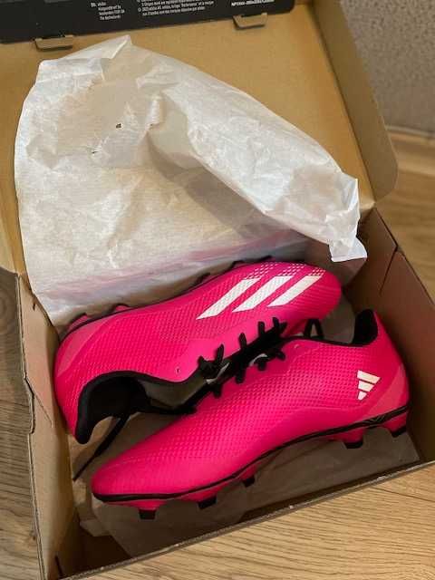 Чисто нови 41,42,43 Футболни бутонки Adidas