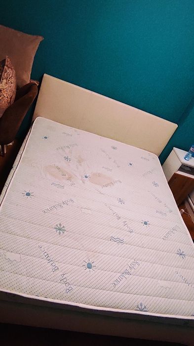 Легло с матрак - спалня