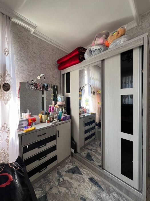 Продаётся квартира 2/9/9 Улугбек посёлок Мирзо-Улугбекский район №У664