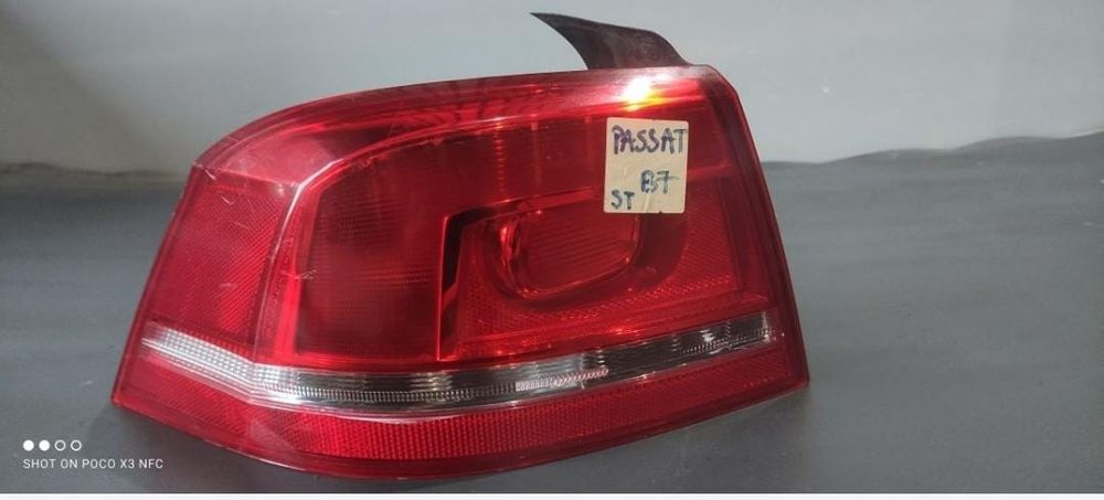 Stop Stanga VW Passat B7