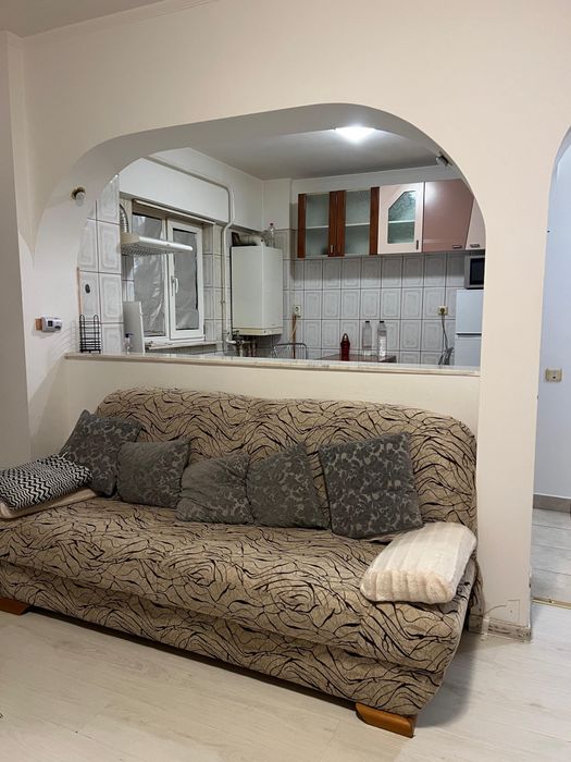 Inchiriez apartament modern zona Tribunal vedere la Fantana