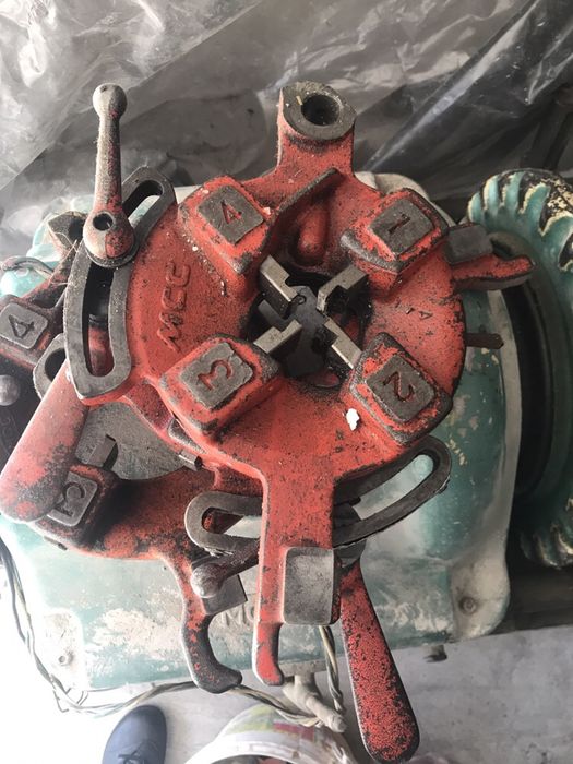 Винтонарезен ВиК струг МСС цолов