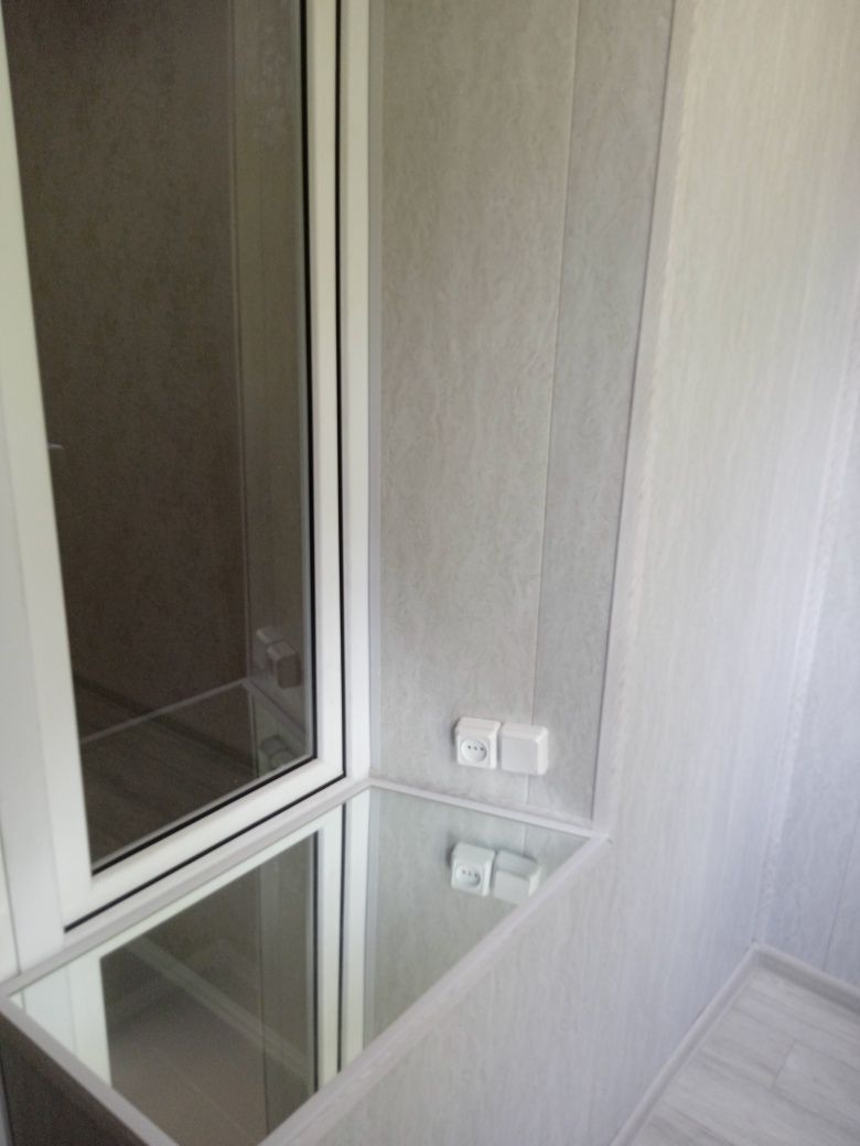 Продам 1/2 комнатную квартиру в Авиасозлар 1 .