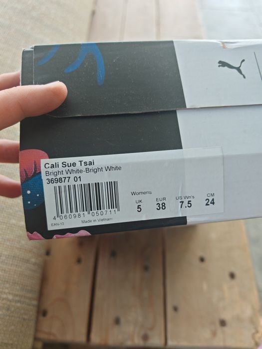 Vând skechers PUMA Cali Sue Tsai