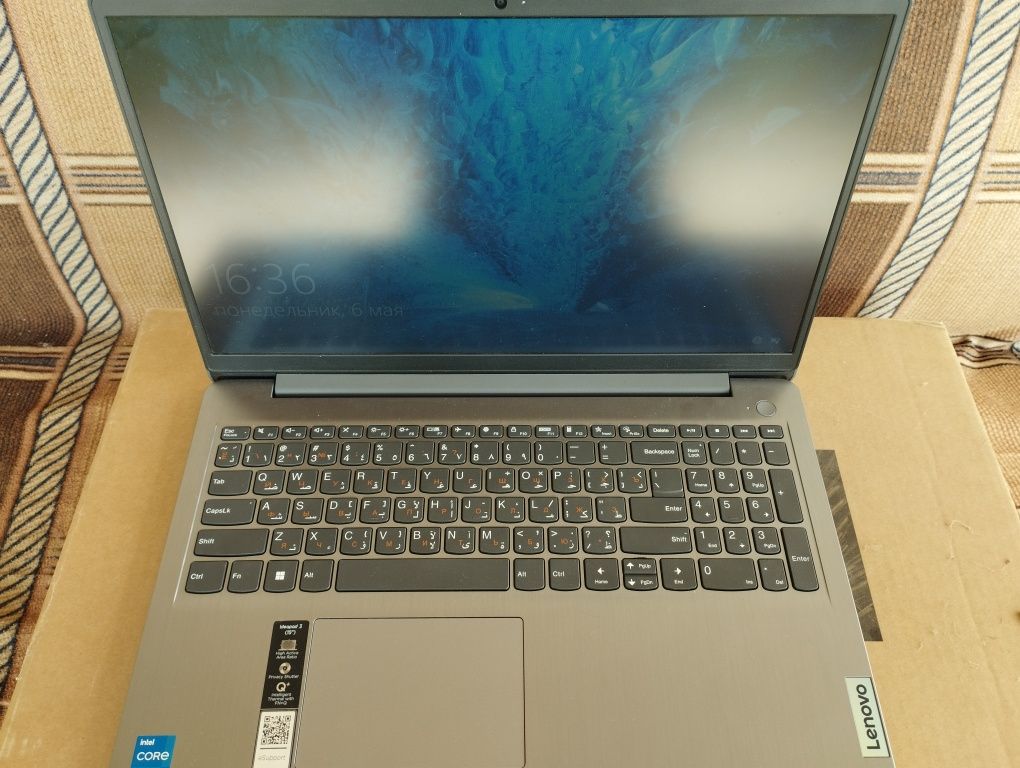 Lenovo Notebook Core i5