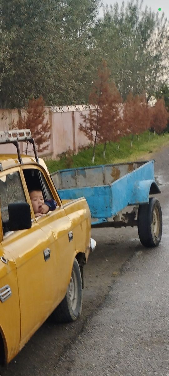 Прицеп сотилади 4 миллион