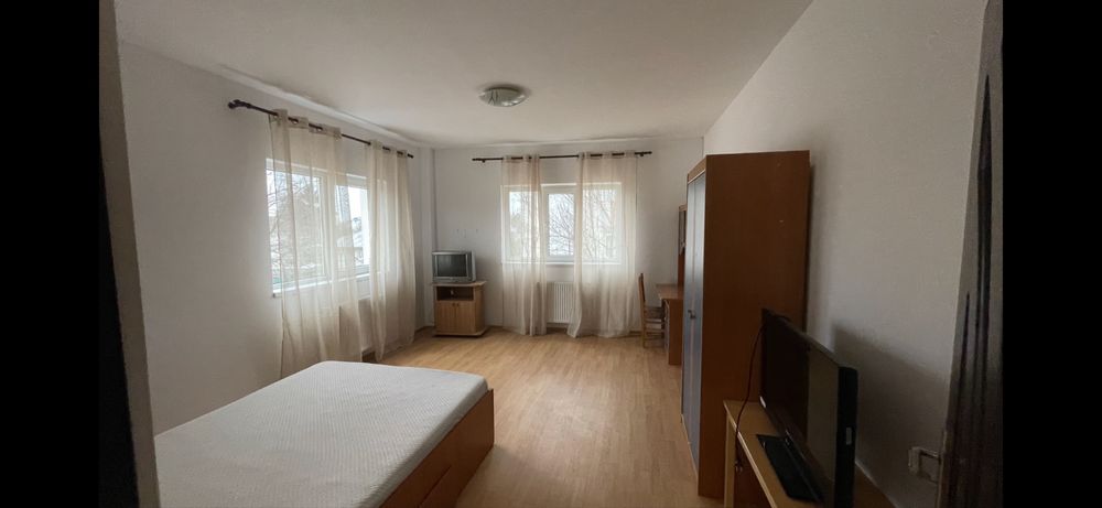 De inchiriat garsoniera zona centrala