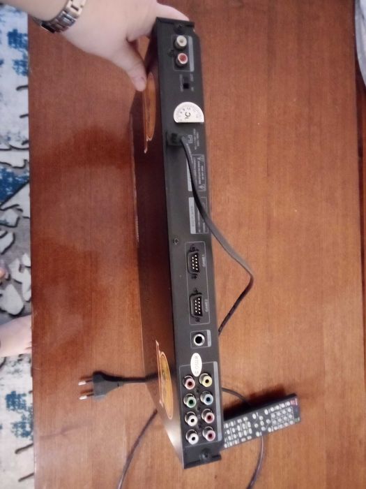 Продам DVD состояние рабочее