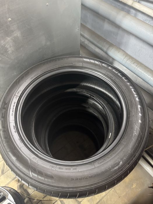 Продам резину.