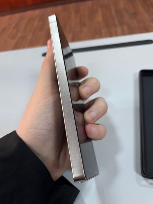 Vand/Schimb S25 Ultra 512gb