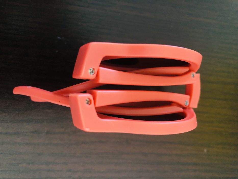 НОВИ сгъваеми детски очила - цвят корал