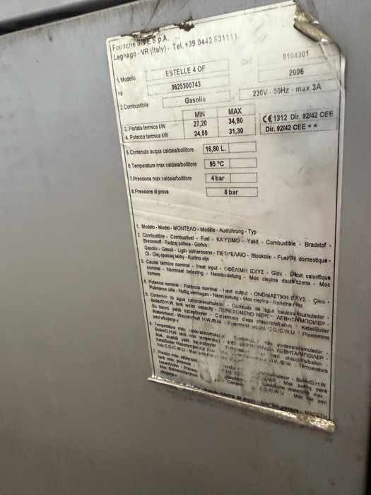 Vand centrala pe ulei si combustilil boiler cu serpentina si butoaie