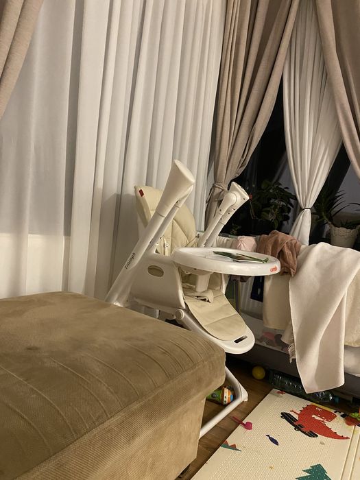 De vanzare scaun masa balansoar bebe