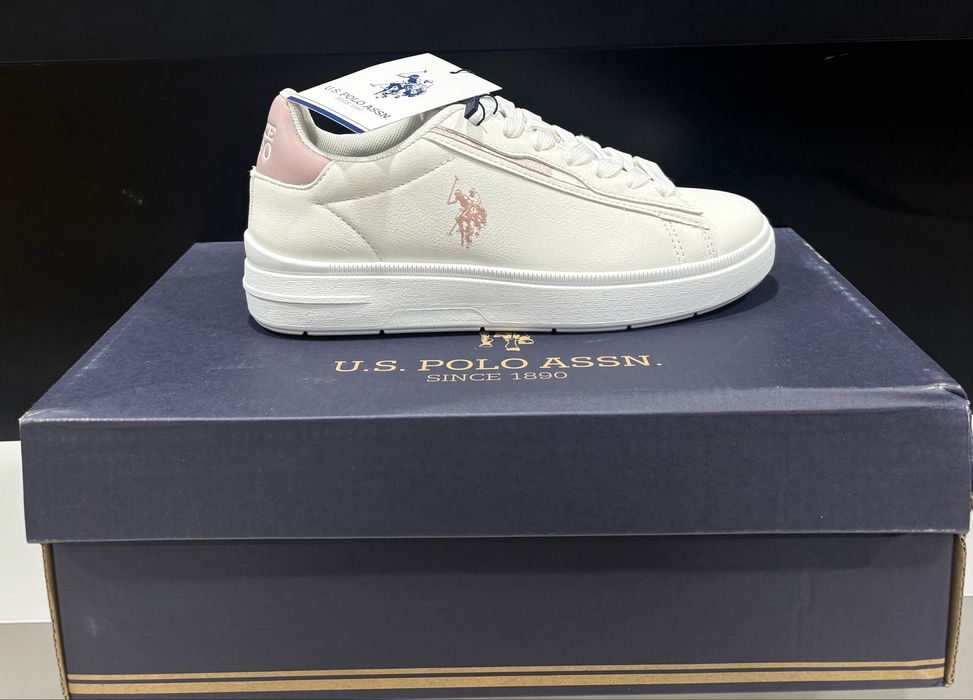 Adidasi U.S Polo Assn noi in cutie