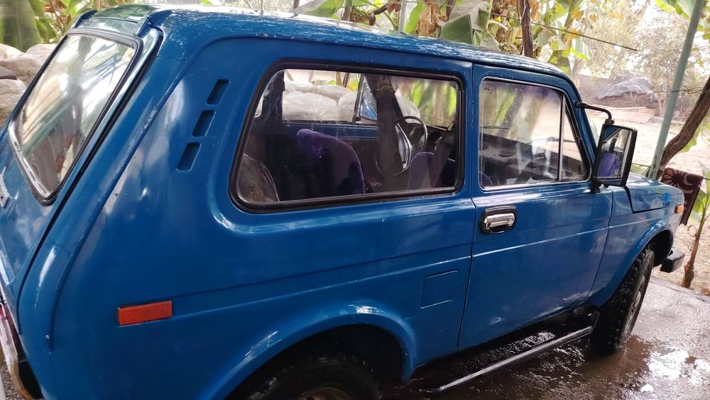 Niva  sroshna sotiladi