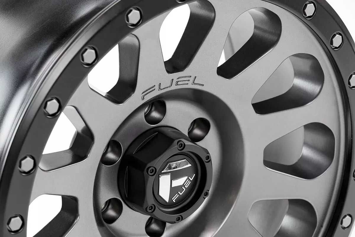 17" Off Road Джанти Fuel Jeep Gladiator Wrangler Cherokee Durngo Journ