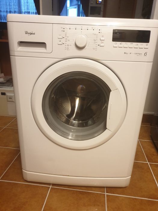 Masina de spalat Wirlpool slim