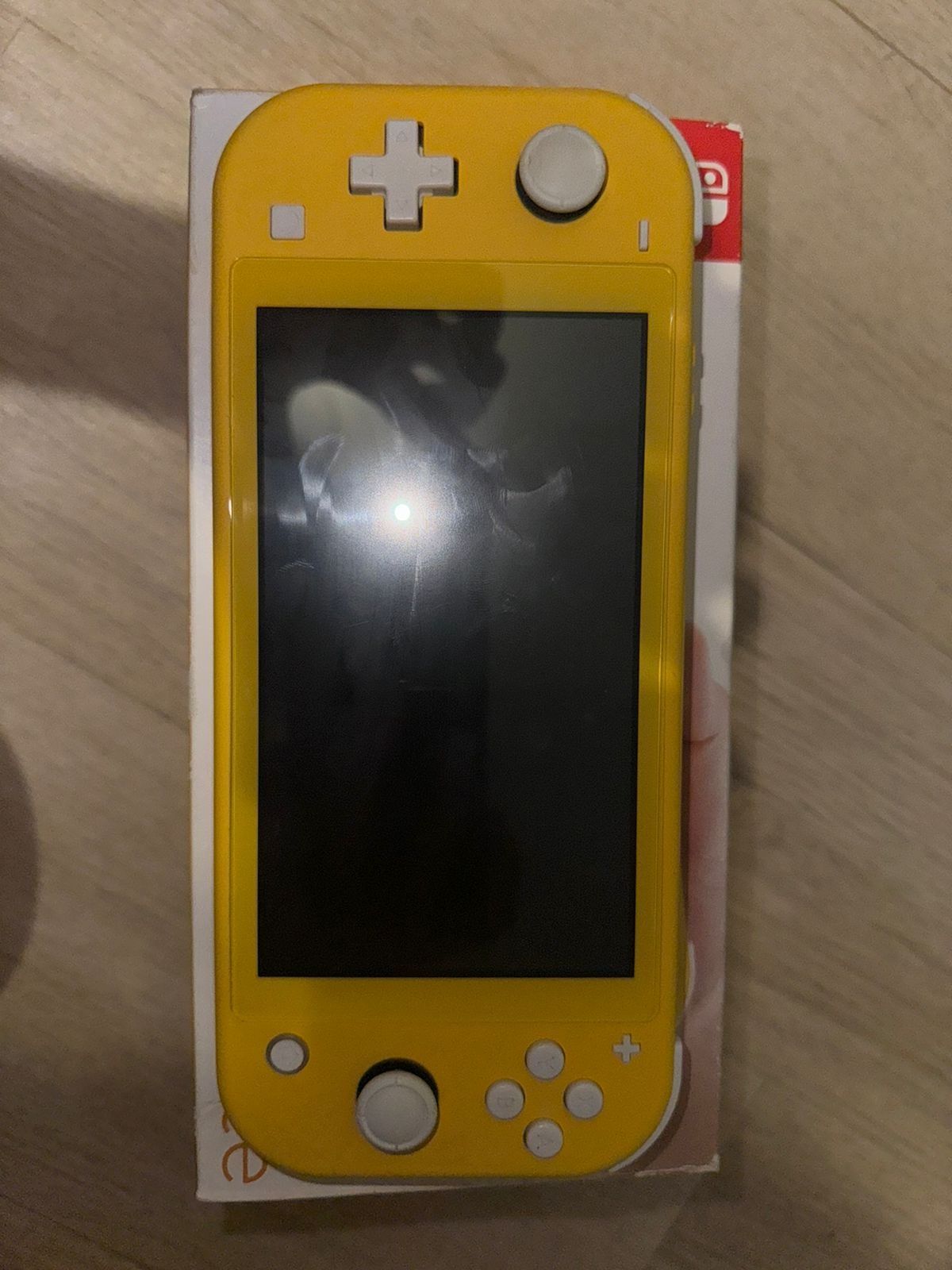 Продам Nintendo switch lite