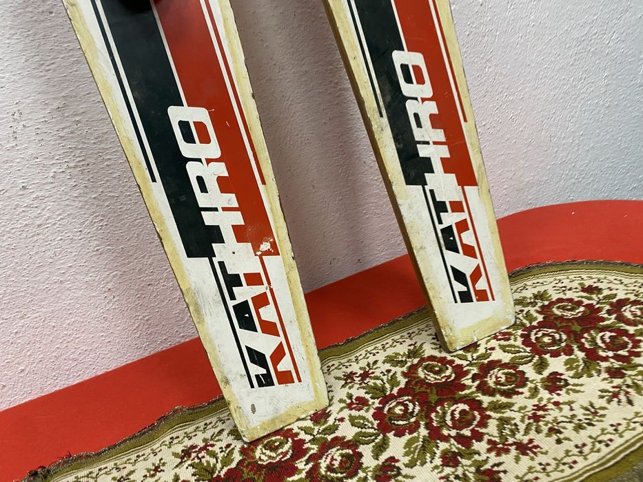 Винтидж водни ски пт дърво