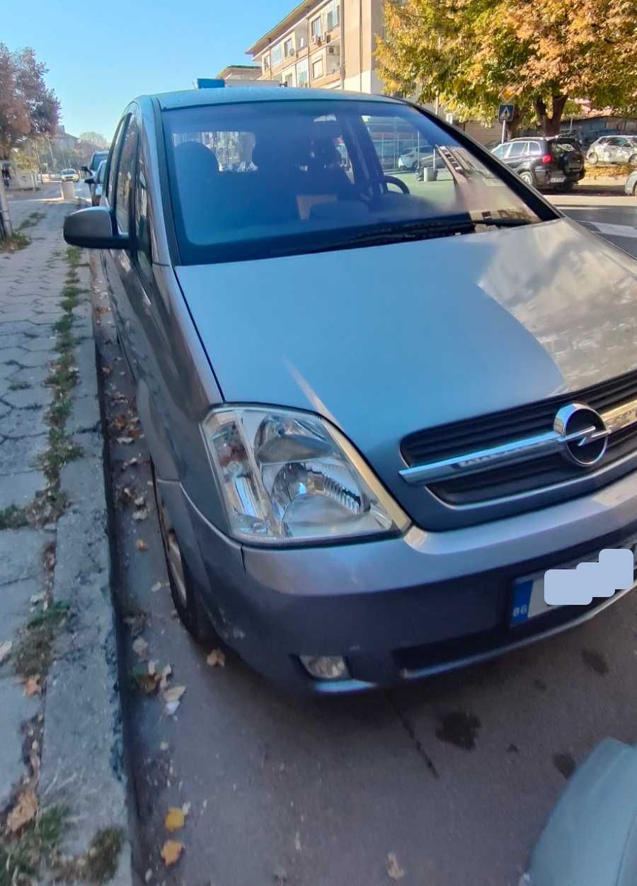 ПРОМОЦИЯ: Автомобил Opel Meriva в много добро състояние