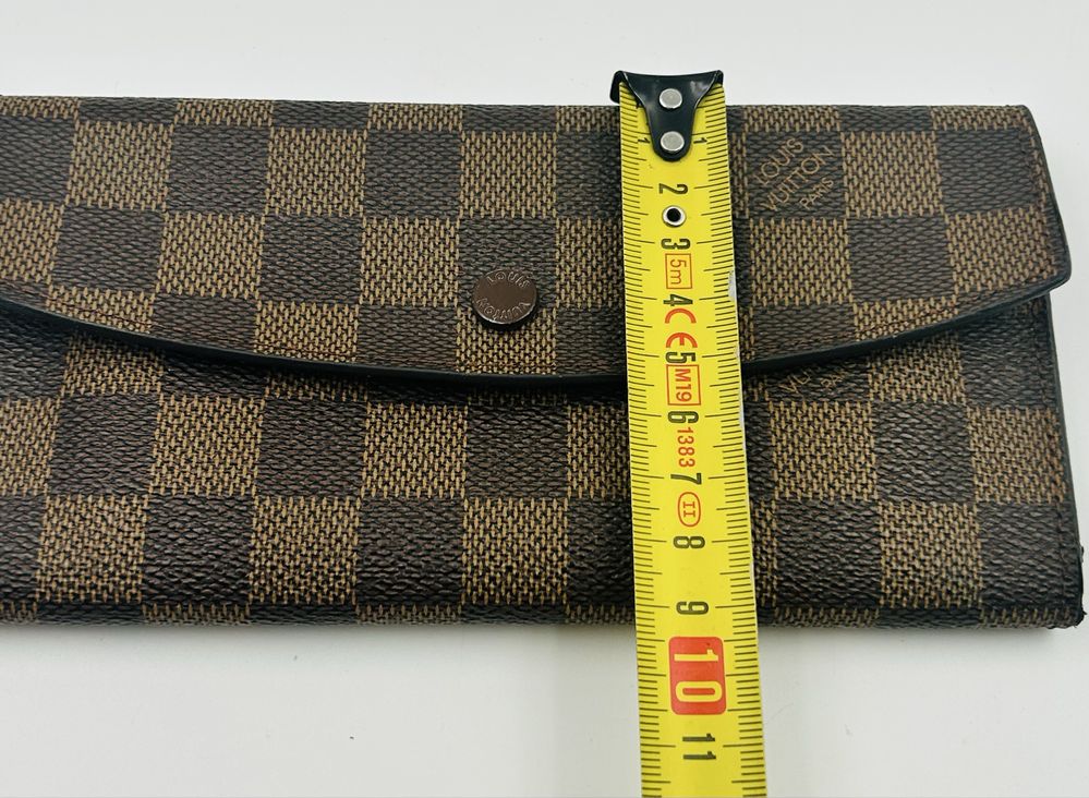 Louis Vuitton Emilie дамски портмоне